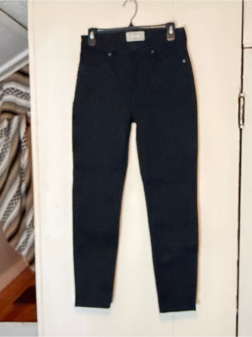 NEW without tags Everlane women's Black High-Rise Slim Jeans size 28 regular